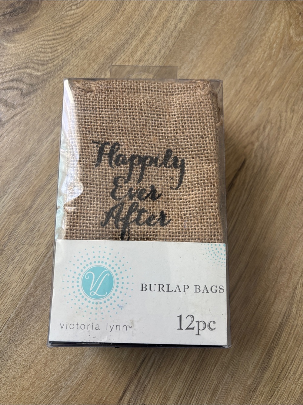 Victoria Lynn Natural Burlap Favor Bags & burlap bows